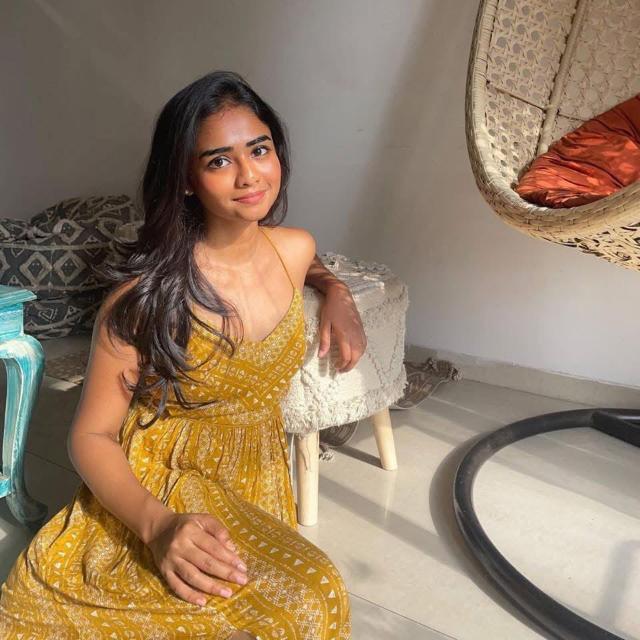Hot කෙල්ලො icon
